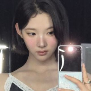 Telegram profile photo for Jiwoo.