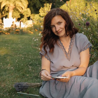 Telegram profile photo for Gali & Tarot