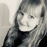 Telegram profile photo for Dr Lynn McDonald