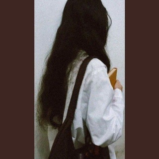 Telegram profile photo for دلباخته ی کتاب و قهوه🧣