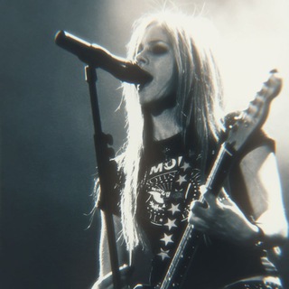 Telegram profile photo for 𝖠𝖵𝖱𝖨𝖫 𝖫𝖠𝖵𝖨𝖦𝖭𝖤.