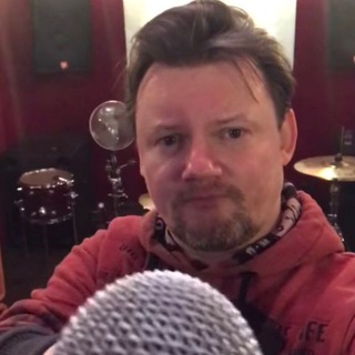 Telegram profile photo for скрепка держит тебя за ручку