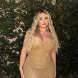 Telegram profile photo for 🥥MILFS | Сочные Милфы