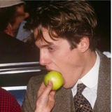 Telegram profile photo for Hugh grant CF & daily 💽