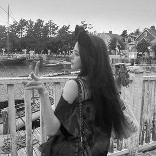 Telegram profile photo for мадонни、28 🔒