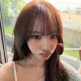 Telegram profile photo for Liz Kim
