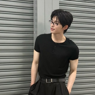 Telegram profile photo for SEEN PLS🆒️🆒️🆒️🆒️