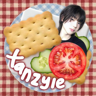 Telegram profile photo for Xanzyie — Moodboard & Material