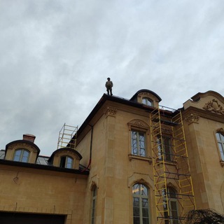 Telegram profile photo for Roof