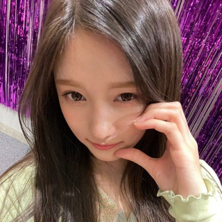 Telegram profile photo for Leeseo >___0!