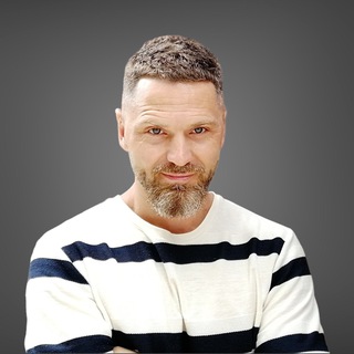 Telegram profile photo for Proдаем в интернете с Михаилом Сигал