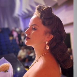 Telegram profile photo for Леночка, которая поет🎼