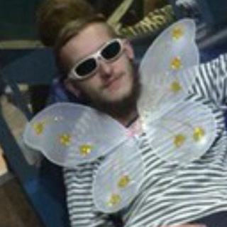 Telegram profile photo for Юнга опять что-то сочиняет