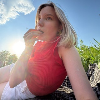 Telegram profile photo for Вечно улыбающаяся Геля💗