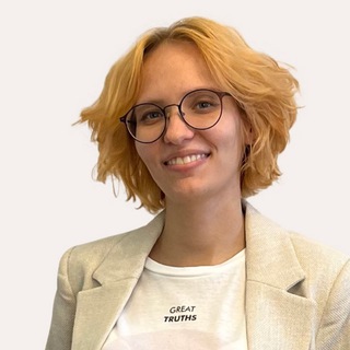 Telegram profile photo for Алина✧НАСТАВНИК ДИЗАЙНЕРОВ