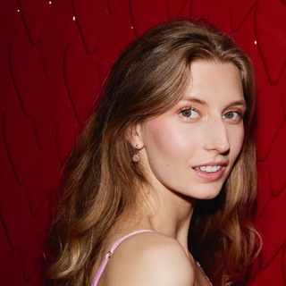 Telegram profile photo for …пару строчек о любви…