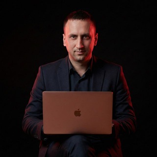 Telegram profile photo for НЕЙРОВЕБМАСТЕР | Промты для создания сайтов, фотосессий, презентаций, логотипов