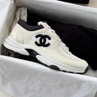 Telegram profile photo for Обувь 👟 Premium 1:1