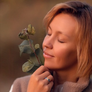 Telegram profile photo for анна сеничева • стихи