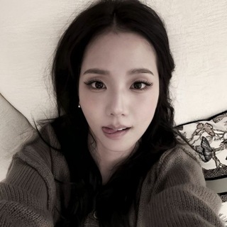 Telegram profile photo for Roxana closed, переезд