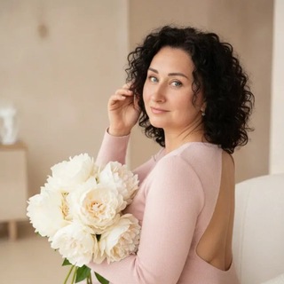 Telegram profile photo for Недвижимость для Инвестиций со Светланой Шовкань