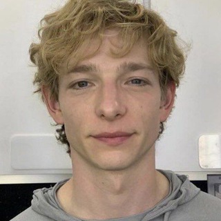 Telegram profile photo for 𝗿𝗶𝗰𝗵𝗶𝗲'𝘀 𝗵𝗼𝗹𝗲