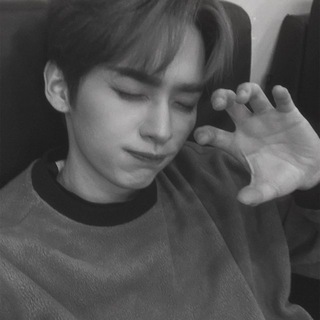 Telegram profile photo for ЗАКРЫТ🔒лунный кот