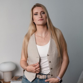 Telegram profile photo for Динара Анучина | Менеджер онлайн-школы
