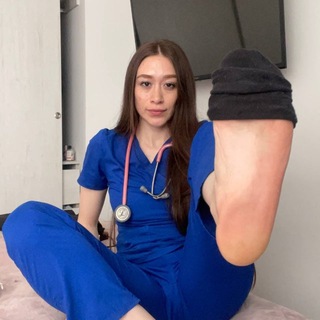 Telegram profile photo for Feet world π