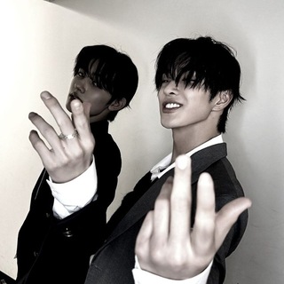 Telegram profile photo for glam.twinz