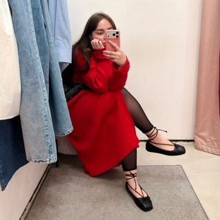 Telegram profile photo for те самые плюс сайз подборки