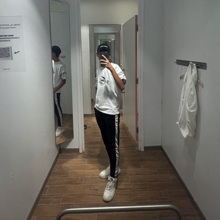 Telegram profile photo for ثقتي💸 رشق انستا. المصمم أمير