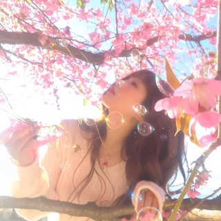 Telegram profile photo for 𝑐ℎ𝑎𝑛𝑛𝑒𝑙 𝑠𝑖𝑚𝑝𝑙𝑒𝑡𝑜𝑛𝑠 🌸