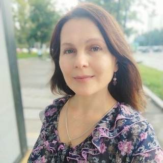 Telegram profile photo for Наталья Загуменникова – поэт, автор-исполнитель
