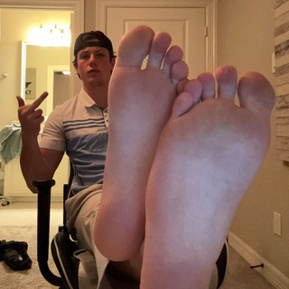 Telegram profile photo for Hot feet guys